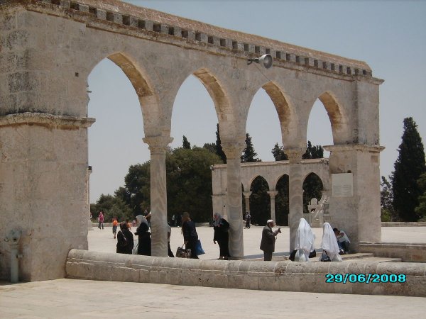 البائكــة الغربية