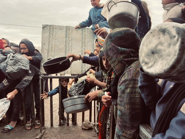 استهداف التكايا - تجويع المدنيين في غزة  كأداة للإبادة الجماعية | فلسطيننا